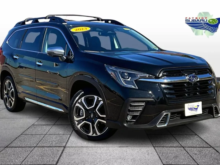 2023 Subaru Ascent Touring photo 1