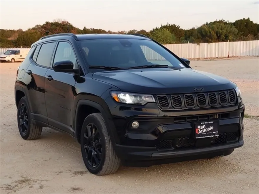 2026 Jeep Compass Latitude Altitude photo 1
