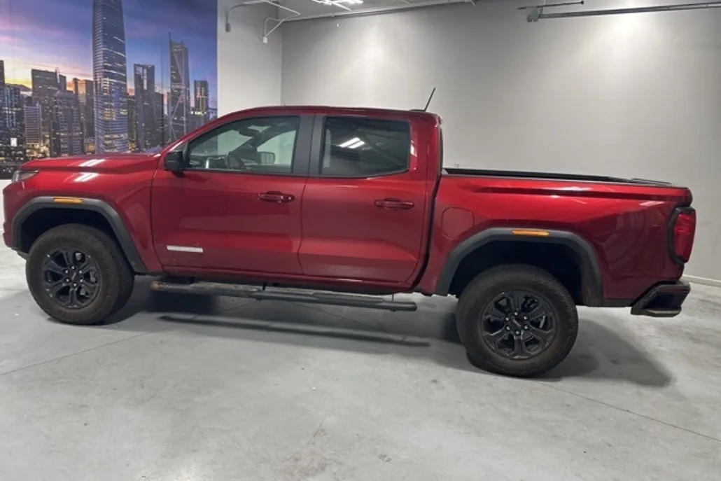 2025 Gmc Canyon Elevation photo 1
