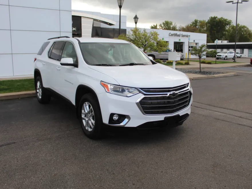 2021 Chevrolet Traverse Cloth photo 1