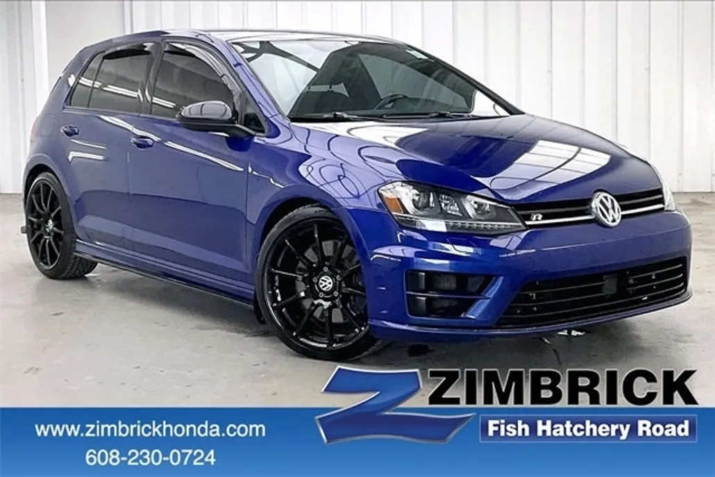 2017 Volkswagen Golf R 4Motion photo 1