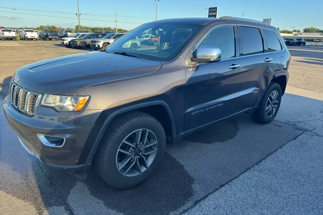 2020 Jeep Grand Cherokee Limited photo 1