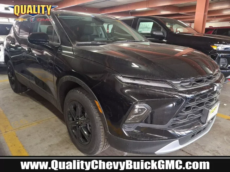 2025 Chevrolet Blazer 2LT photo 1