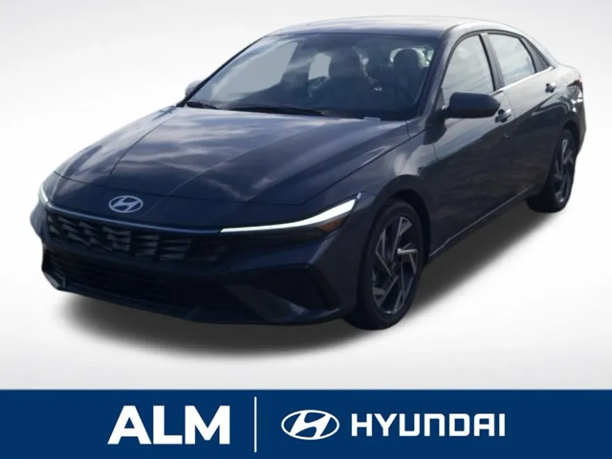 2025 Hyundai Elantra Limited photo 1