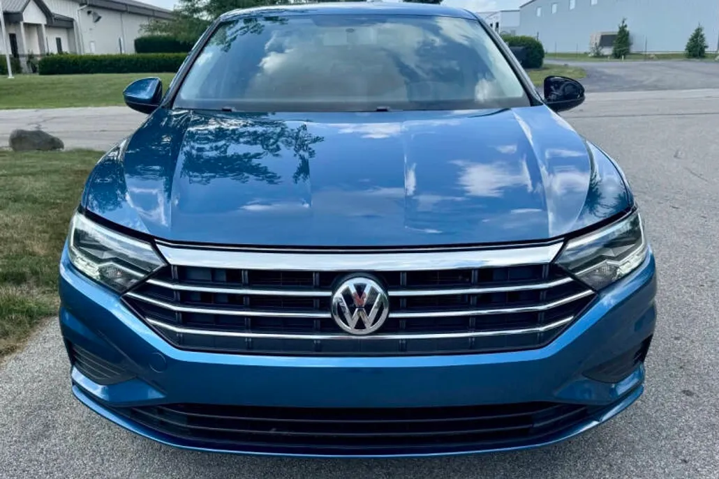 2019 Volkswagen Jetta S photo 1
