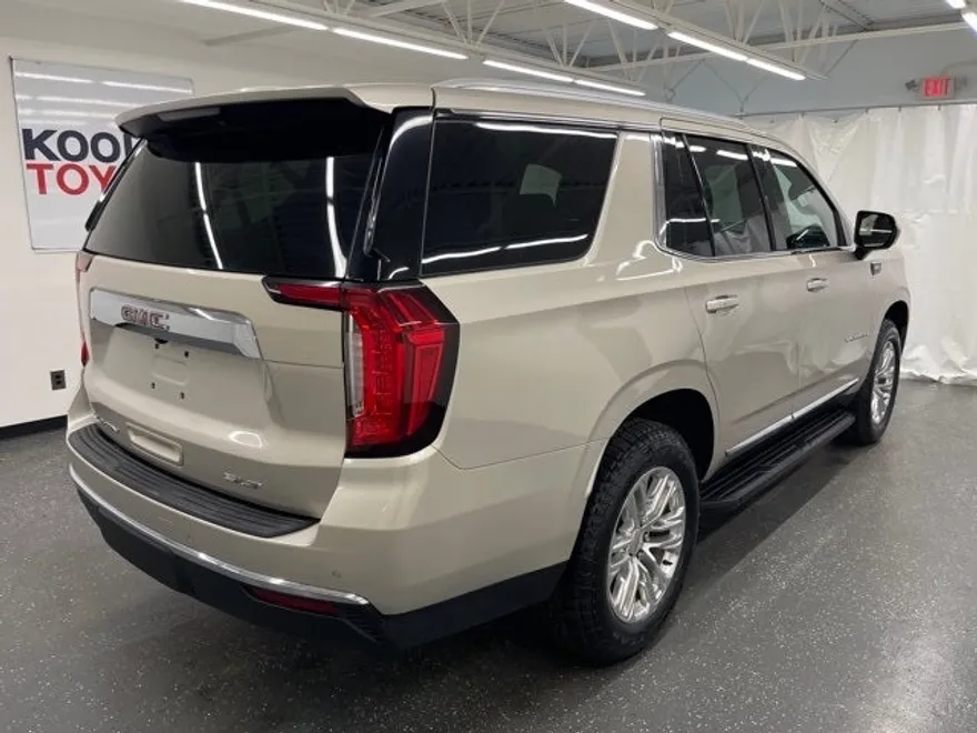 2021 Gmc Yukon SLT photo 1
