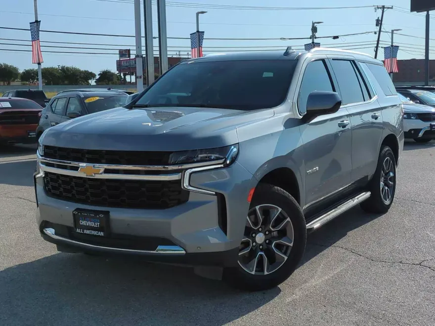 2023 Chevrolet Tahoe LS photo 1