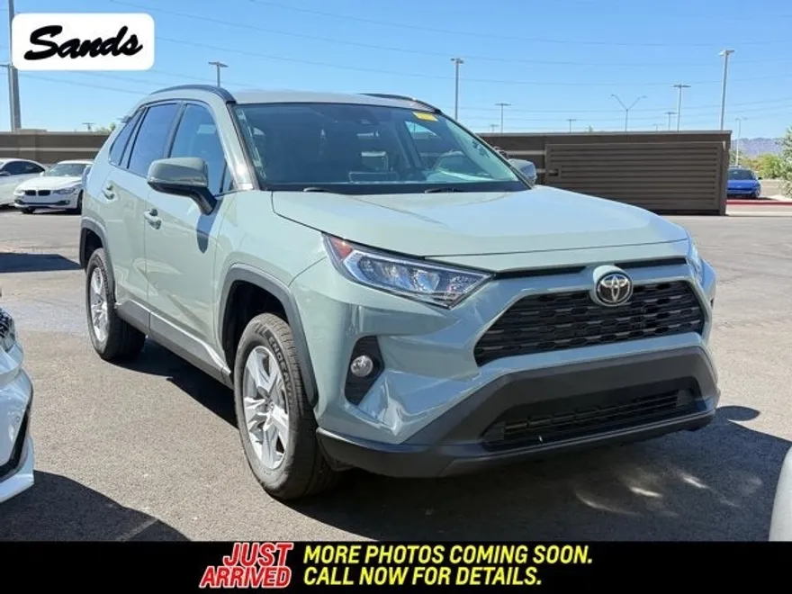 2021 Toyota RAV4 Base photo 1