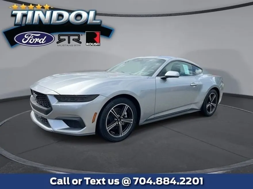 2025 Ford Mustang EcoBoost photo 1