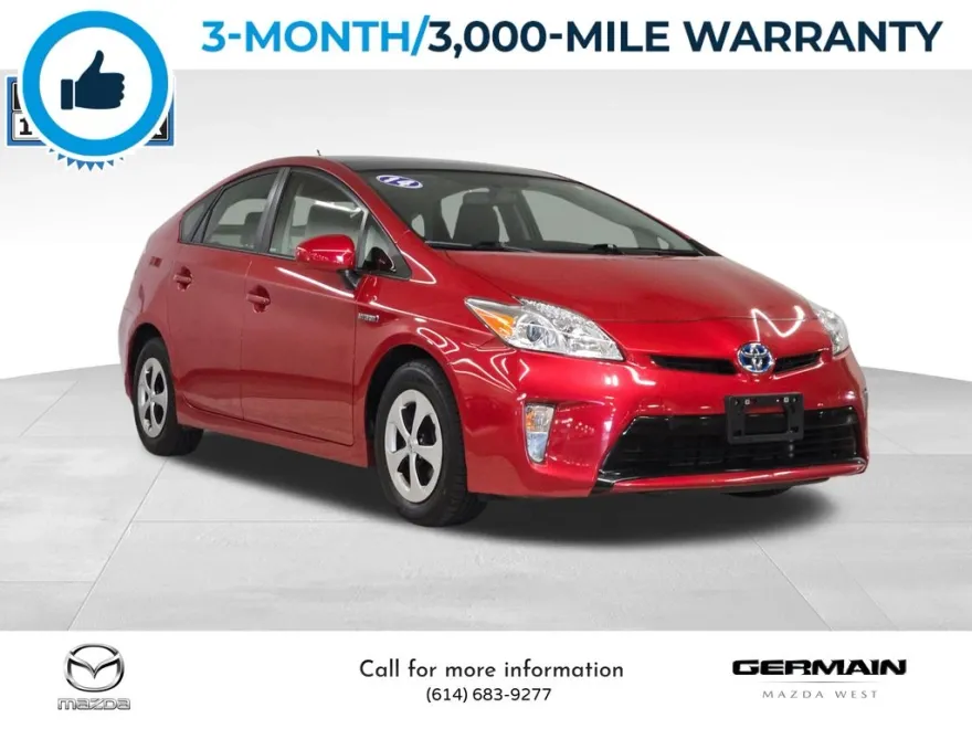2014 Toyota Prius Four photo 1