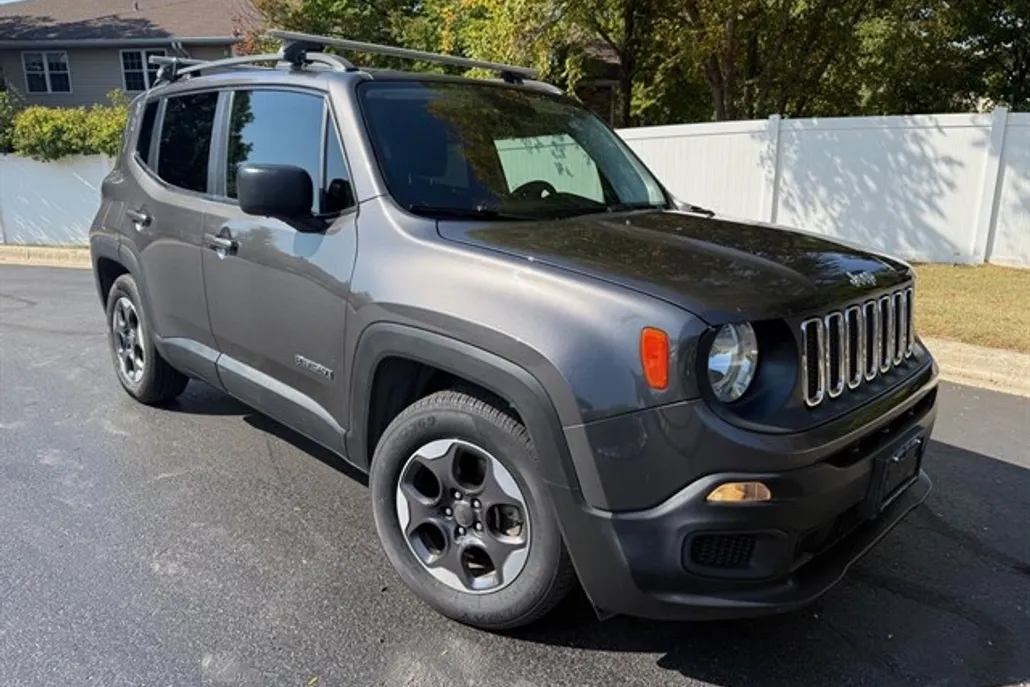 2017 Jeep Renegade Sport photo 1