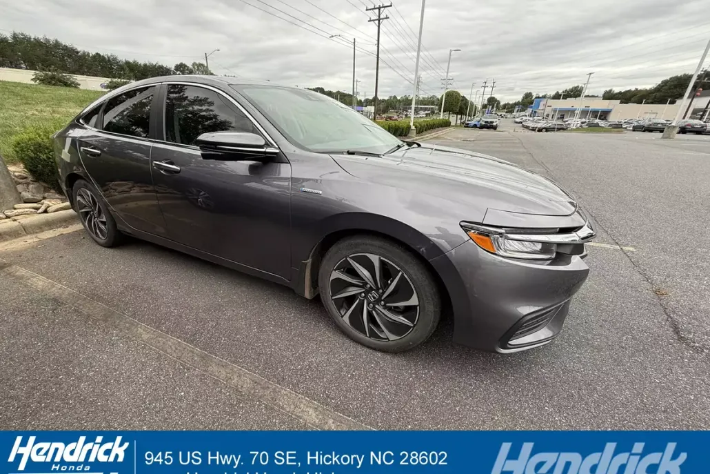 2019 Honda Insight Touring photo 1