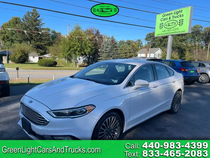 2017 Ford Fusion SE photo 1