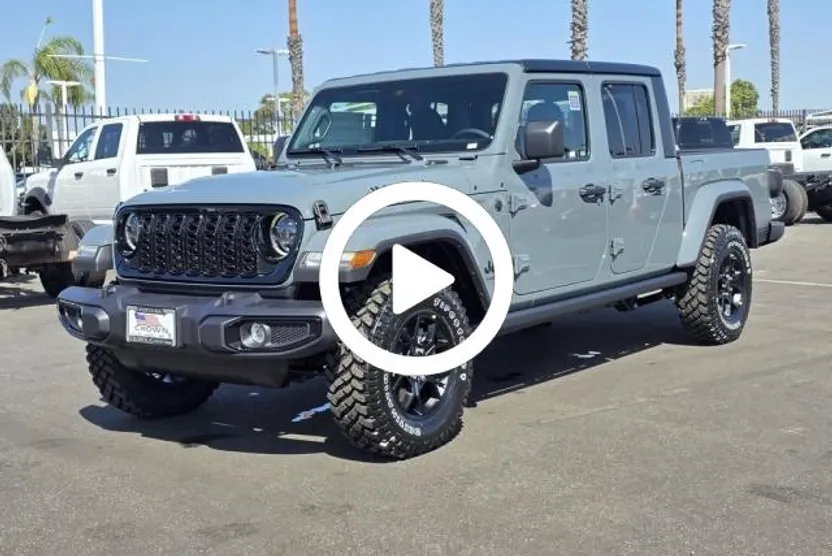2025 Jeep Gladiator Willys photo 1