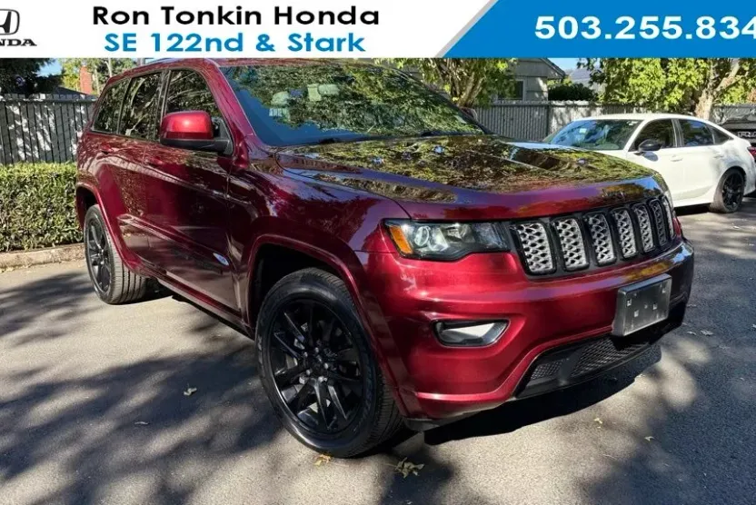 2020 Jeep Grand Cherokee Altitude photo 1