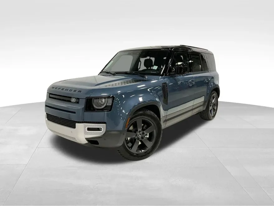 2025 Land Rover Defender 110 S photo 1