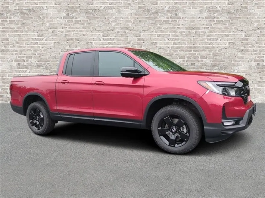 2025 Honda Ridgeline Black Edition photo 1