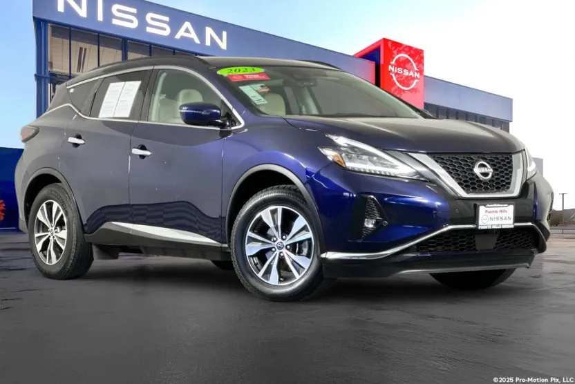 2023 Nissan Murano SV photo 1