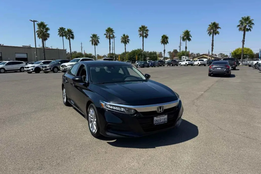 2020 Honda Accord LX 1.5T photo 1