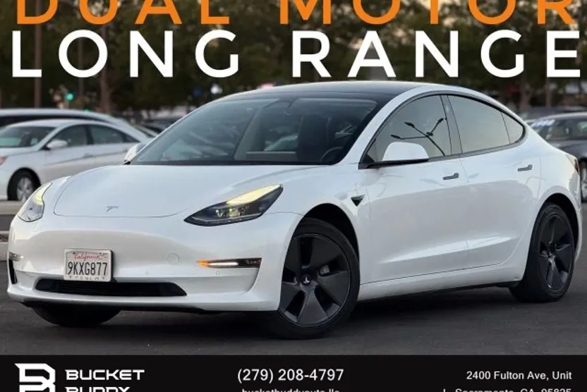 2022 Tesla Model 3 Long Range photo 1