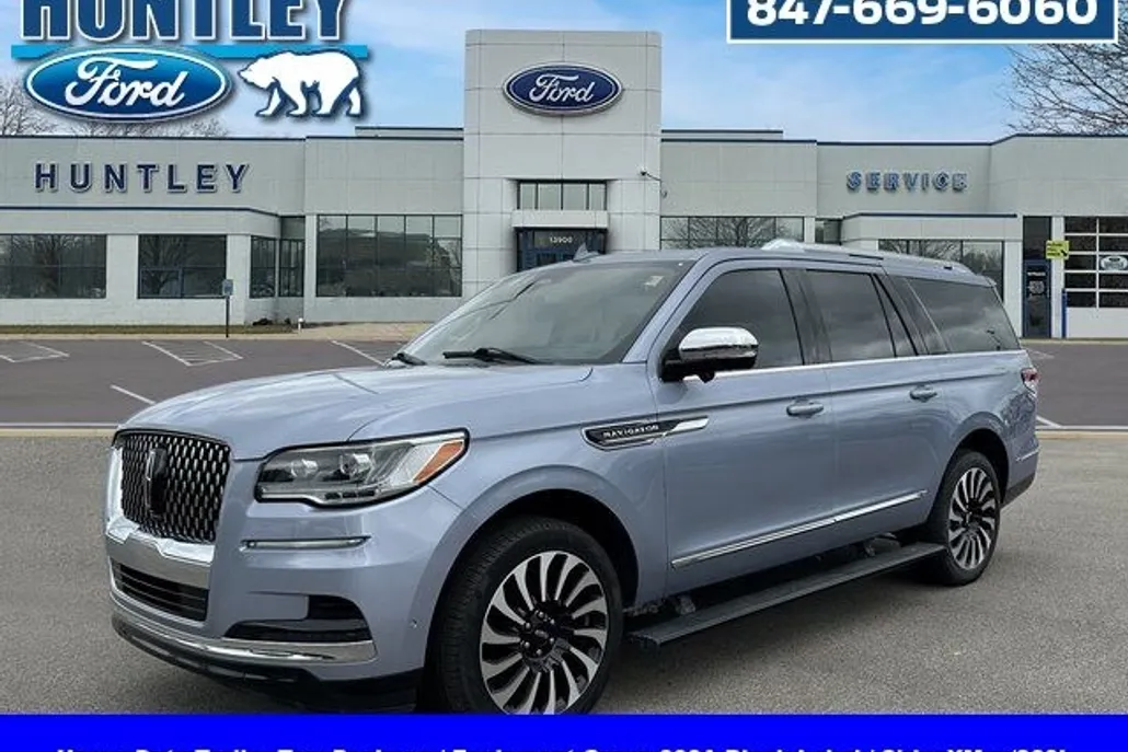2023 Lincoln Navigator Black Label photo 1