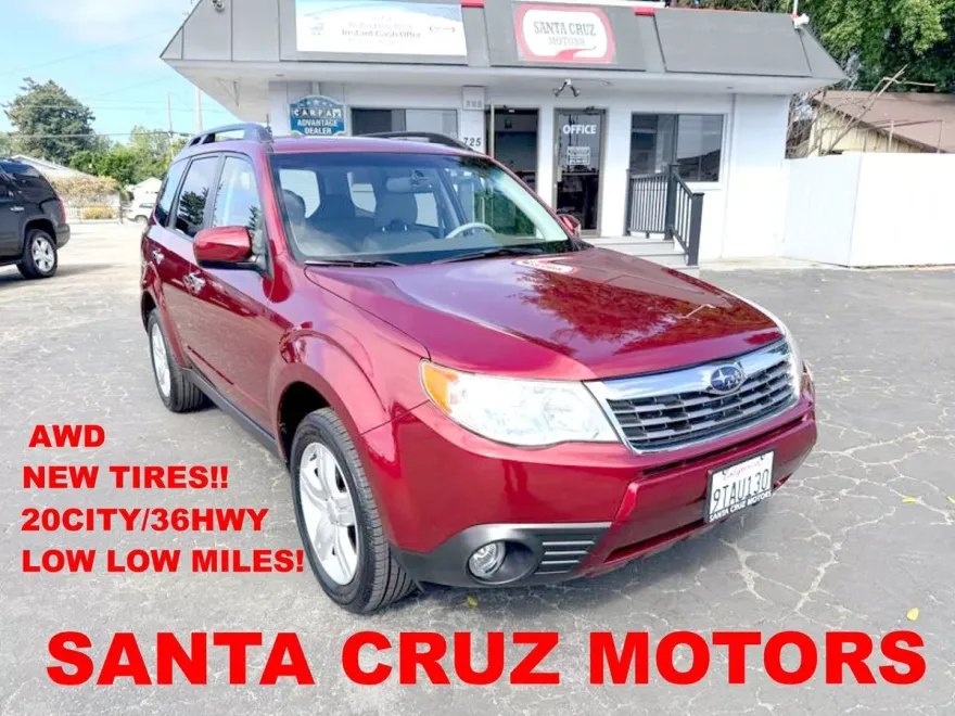 2010 Subaru Forester 2.5X Limited photo 1