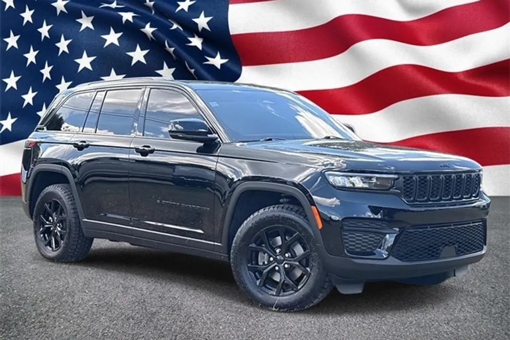 2024 Jeep Grand Cherokee Altitude photo 1