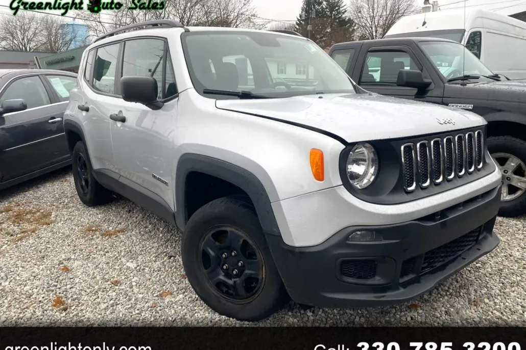 2017 Jeep Renegade Sport photo 1