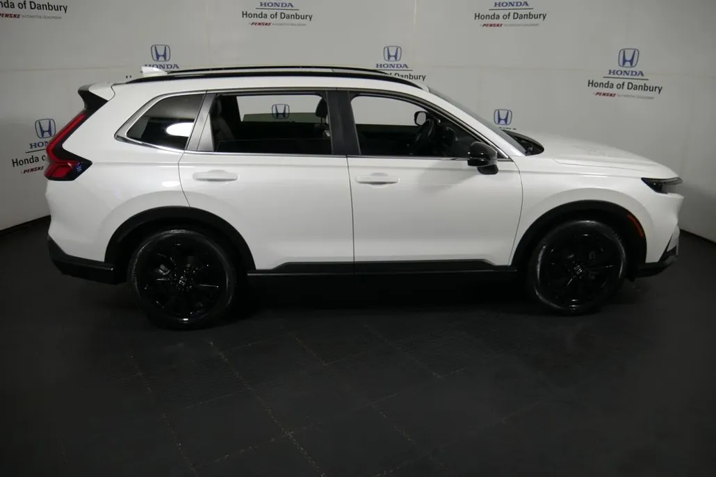 2025 Honda CR-V Hybrid Sport Touring photo 1
