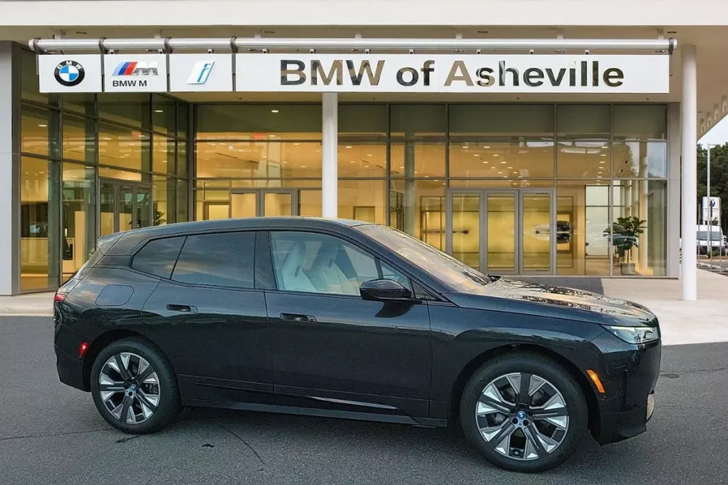 2025 Bmw iX photo 1