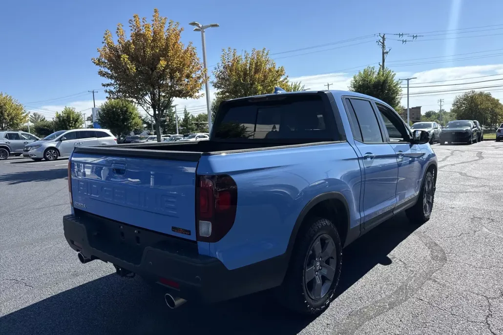 2024 Honda Ridgeline TrailSport photo 1