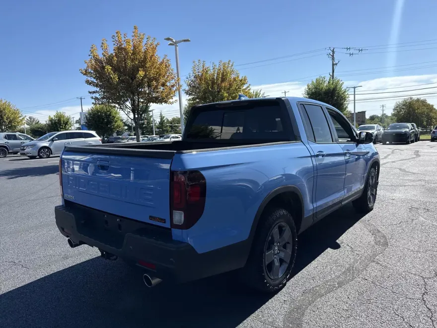 2024 Honda Ridgeline TrailSport photo 1
