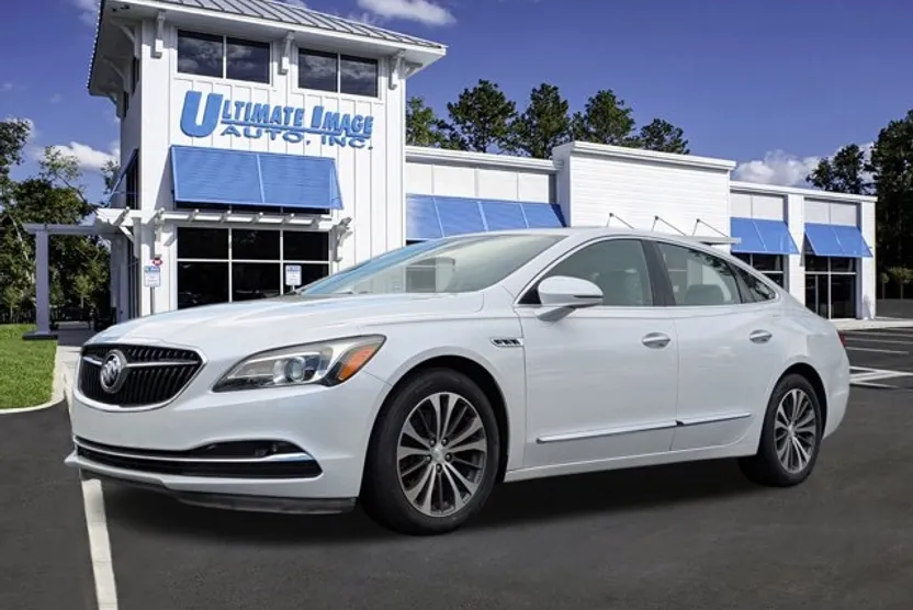 2017 Buick LaCrosse Premium photo 1