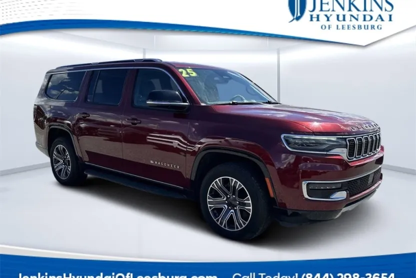 2024 Jeep Wagoneer L Series II photo 1