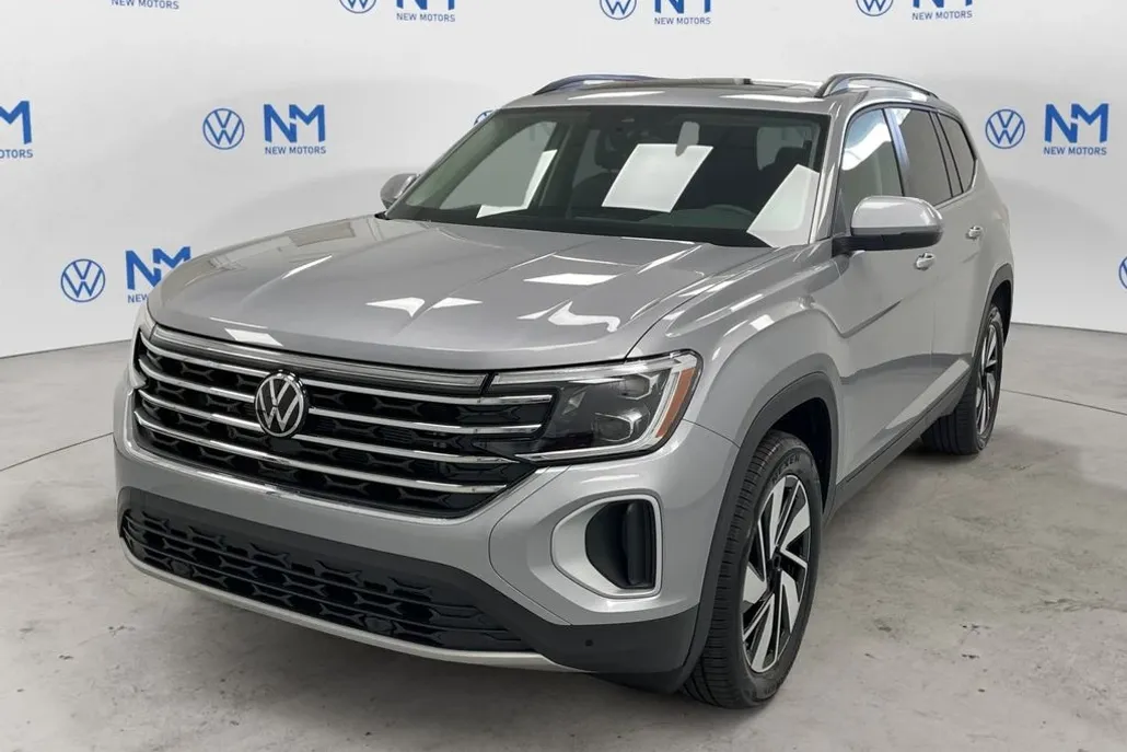 2026 Volkswagen Atlas SE Technology photo 1