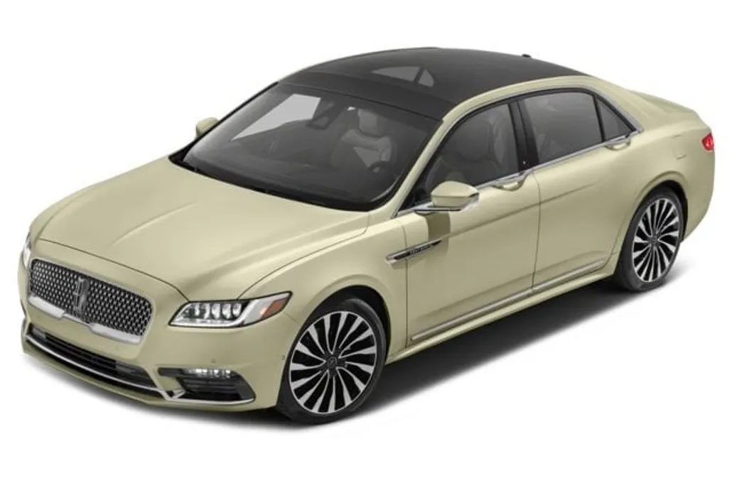 2017 Lincoln Continental Select photo 1