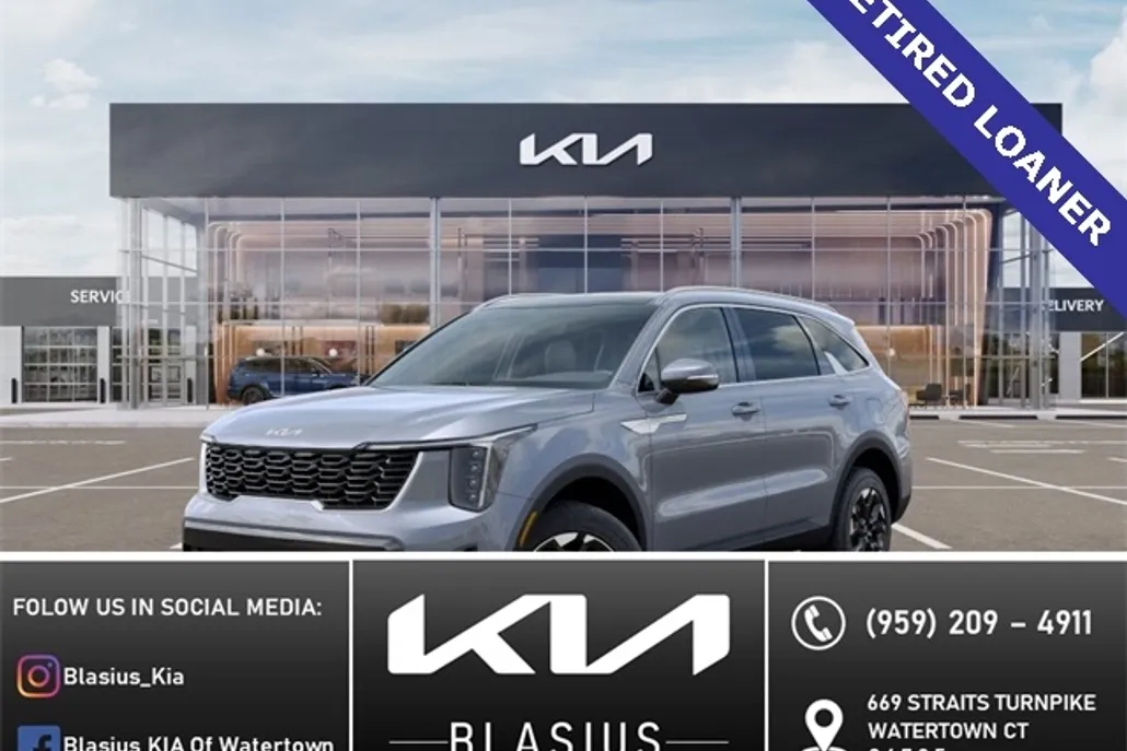 2025 Kia Sorento S photo 1