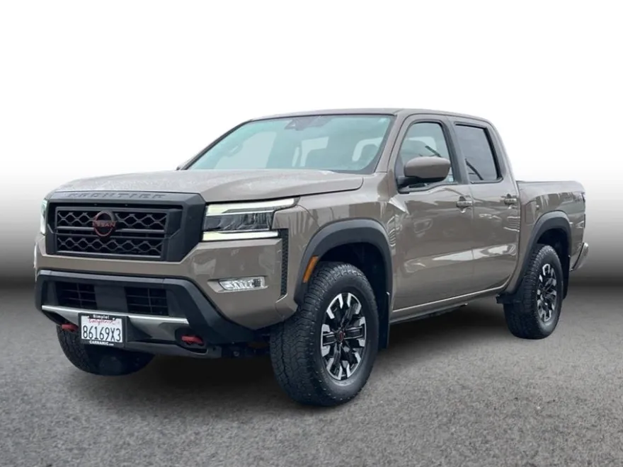 2023 Nissan Frontier Crew Cab PRO-4X photo 1