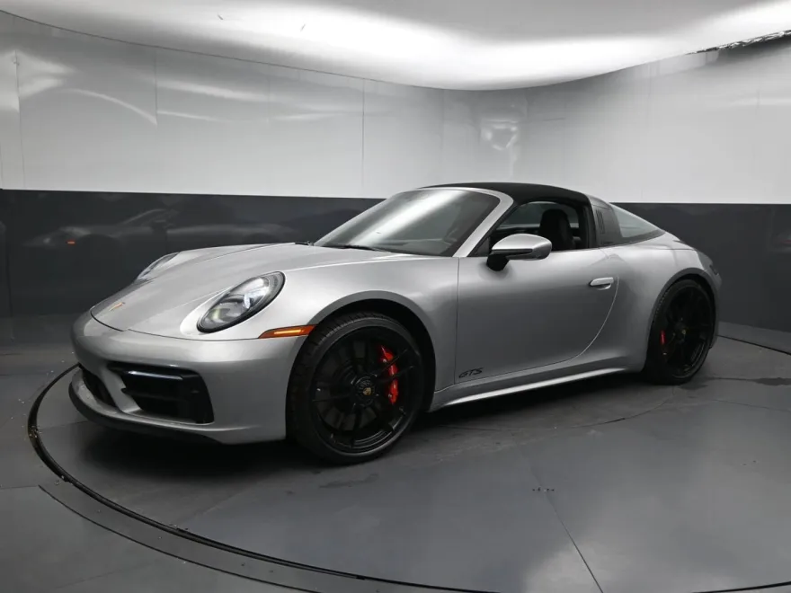 2024 Porsche 911 Coupe photo 1