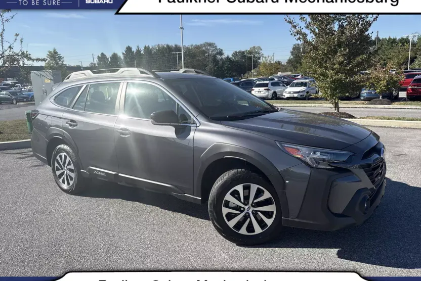 2025 Subaru Outback 2.5i photo 1