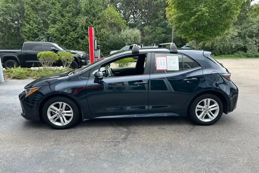 2022 Toyota Corolla SE photo 1