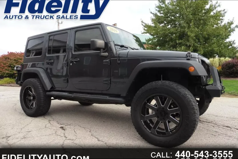 2016 Jeep Wrangler Unlimited Sport photo 1