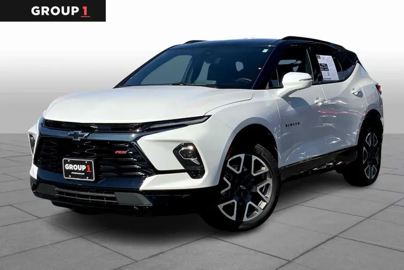 2023 Chevrolet Blazer RS photo 1