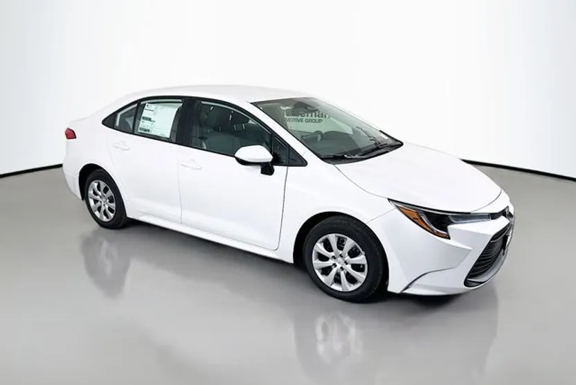 2026 Toyota Corolla LE photo 1