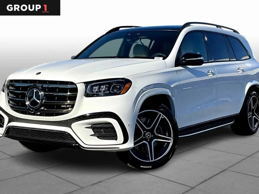 2025 Mercedes Benz GLS 450 4MATIC photo 1
