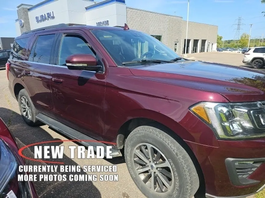 2021 Ford Expedition XLT photo 1