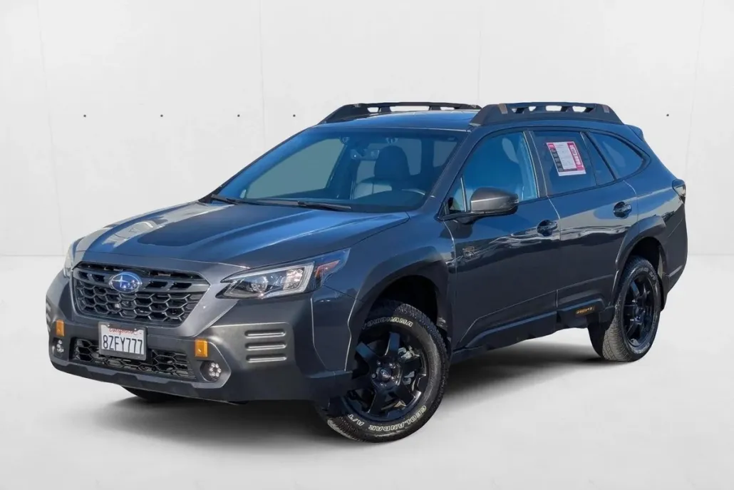 2022 Subaru Outback Wilderness photo 1