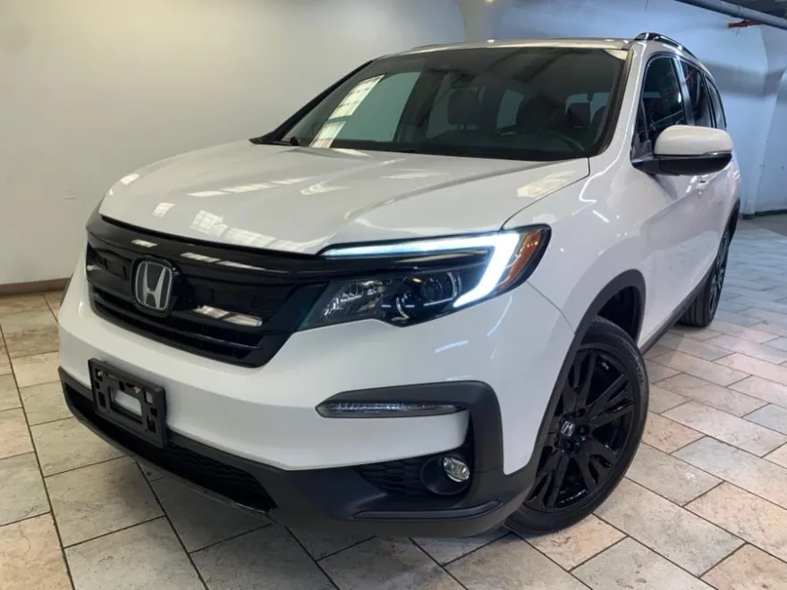 2022 Honda Pilot Special Edition photo 1