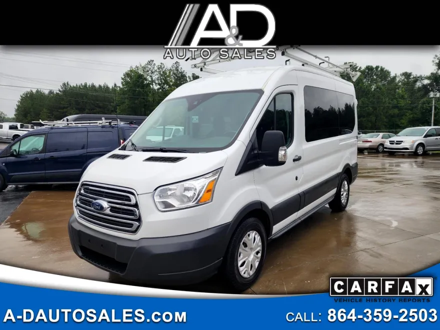 2018 Ford Transit Passenger XLT photo 1