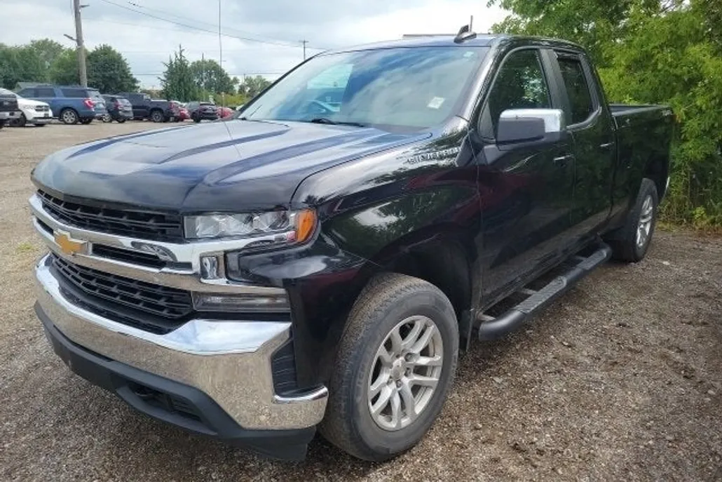2020 Chevrolet Silverado 1500 LT photo 1